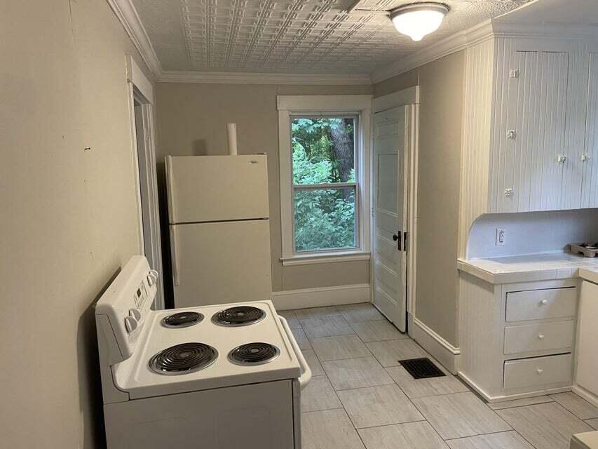 30 Patterson Street Augusta, ME 04330 - Photo 9 of 17 Kitchen Apartment B