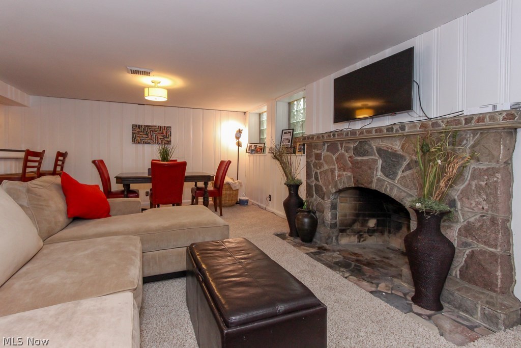4632 Broadale Road Cleveland, OH 44109 - Photo 16 of 35 Gallery Image 16