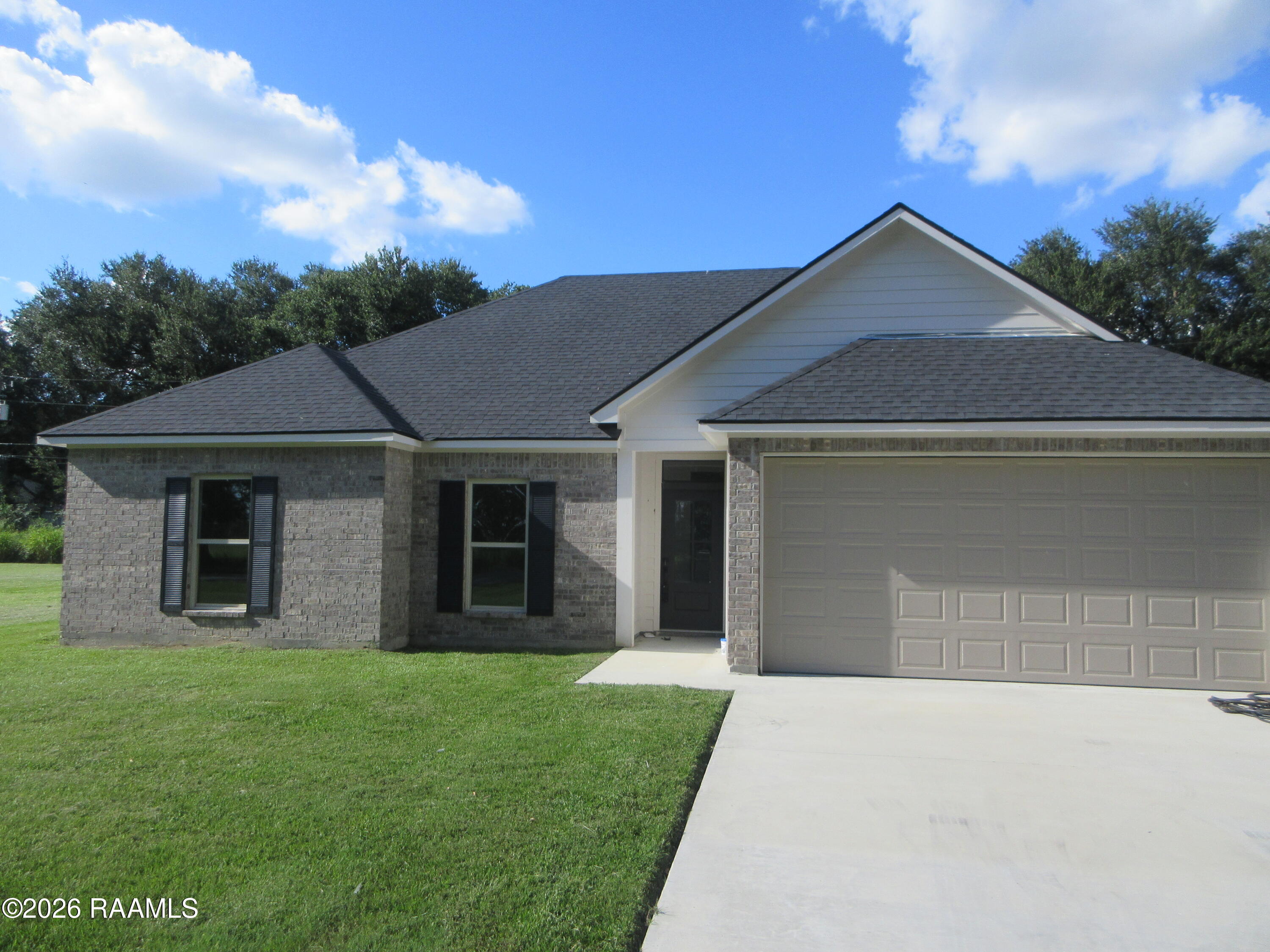 173 Rue Maury Ville Platte, LA 70586 - Photo 1 of 14 IMG_3603