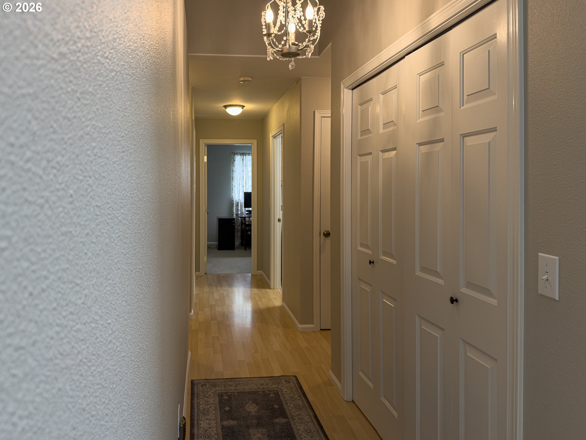 1185 11th Street Southeast Bandon, OR 97411 - Photo 22 of 48 a view of a hallway