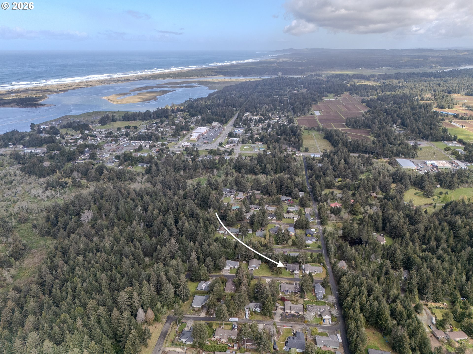 1185 11th Street Southeast Bandon, OR 97411 - Photo 48 of 48 a view of city and ocean