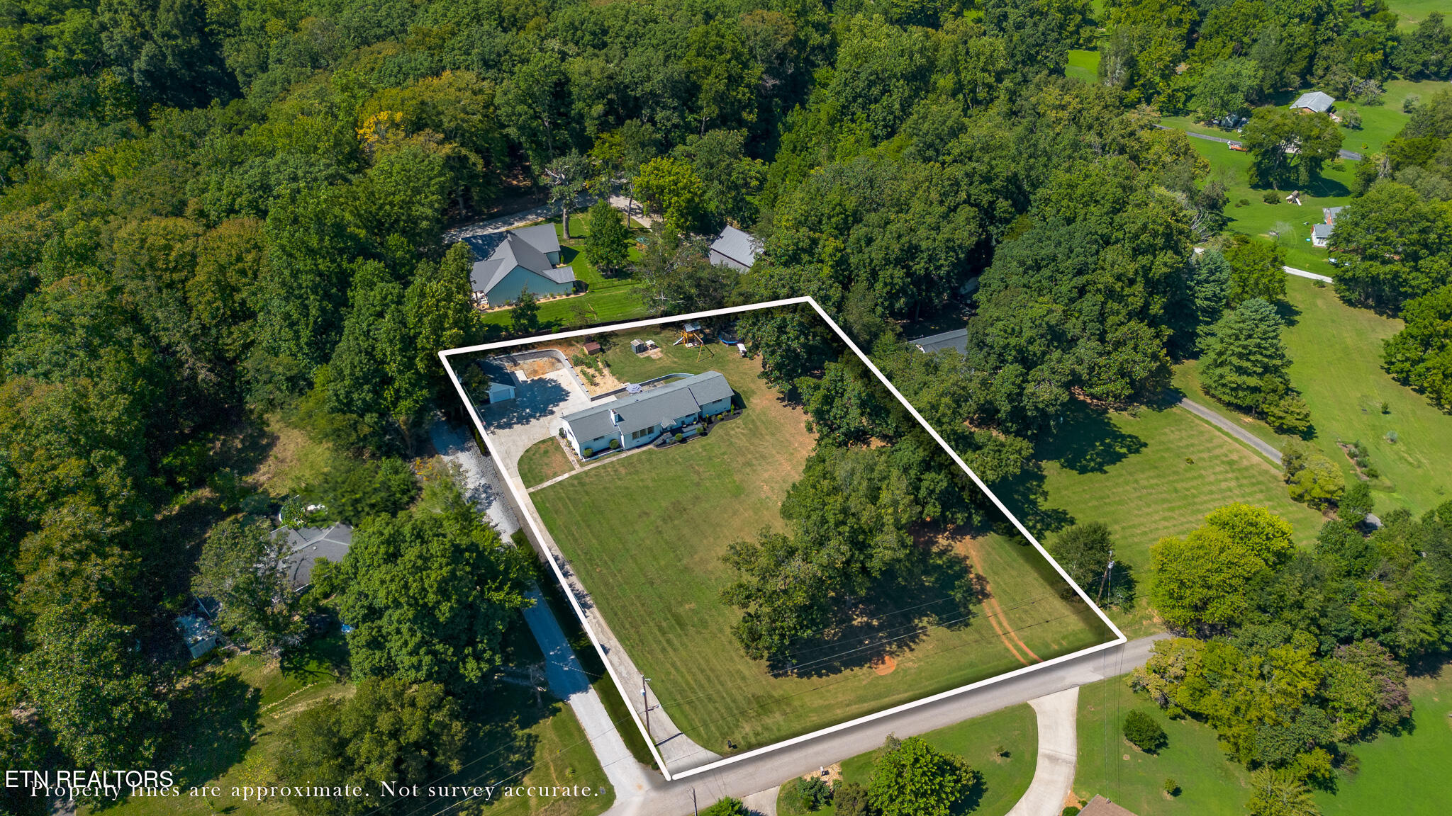 112 Mainsail Road Kingston, TN 37763 - Photo 2 of 48 DJI_0557-HDR-Edit