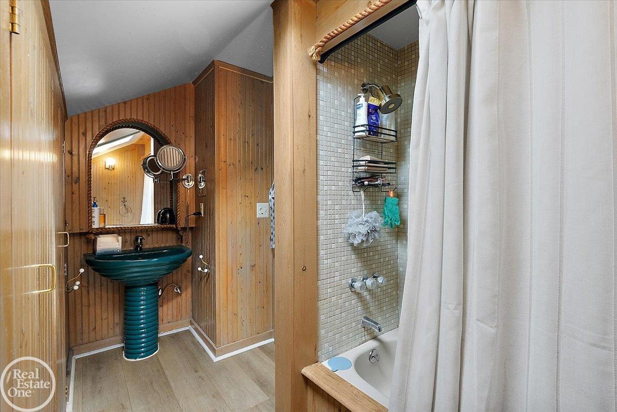 990 South Baldwin Road Clarkston, MI 48348 - Photo 28 of 66