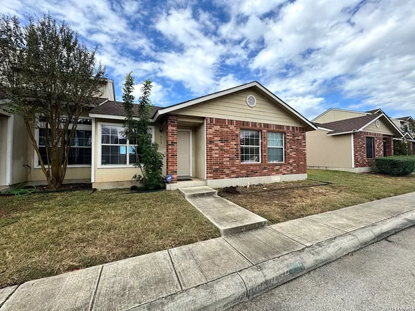 $139,900 | 9140 Timber Path, Unit 905, San Antonio, TX 78250