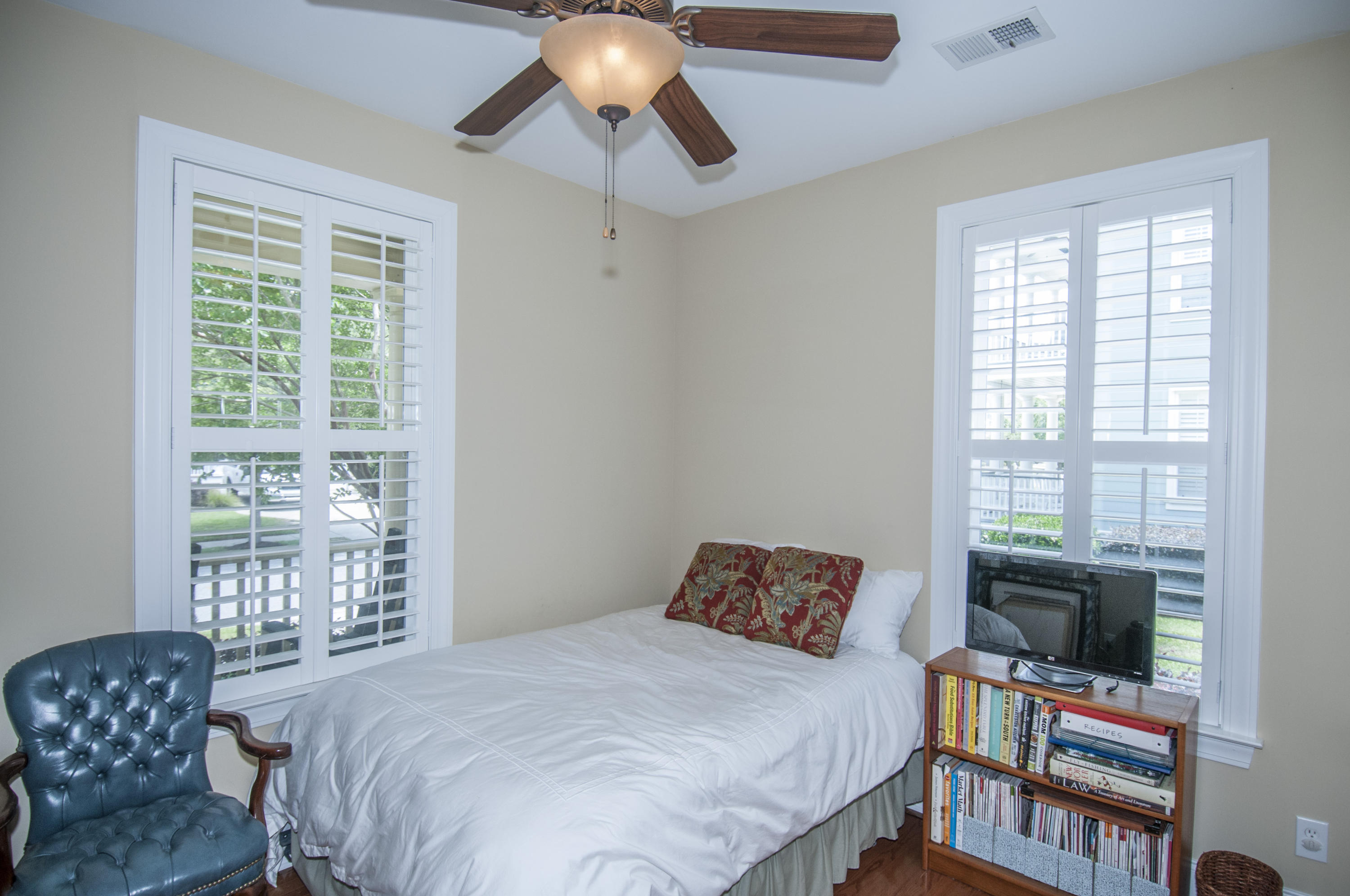 1328 Osmond Road Mount Pleasant, SC 29466 - Photo 13 of 50 _DSC1749
