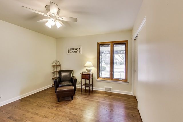 36 South Cowley Road Riverside, IL 60546 - Photo 24 of 42 a living room with furniture and a window
