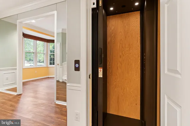 $359,900 | 48 Devonshire Square, Mechanicsburg, PA 17050