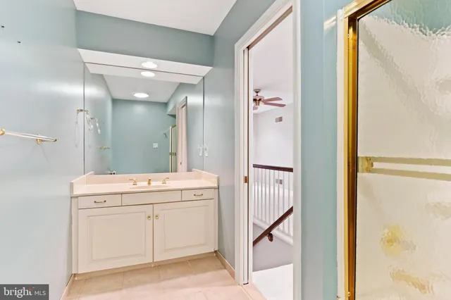 $359,900 | 48 Devonshire Square, Mechanicsburg, PA 17050