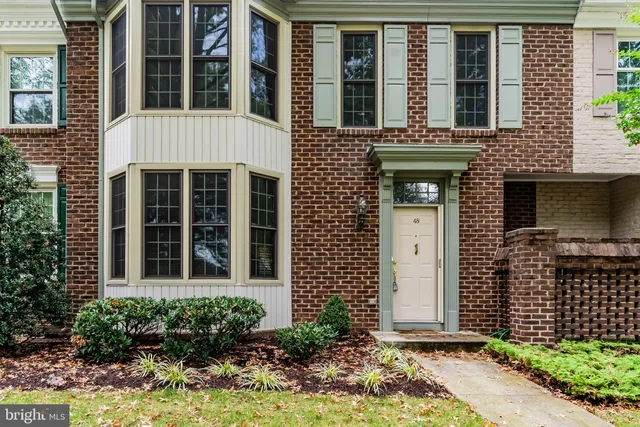 $359,900 | 48 Devonshire Square, Mechanicsburg, PA 17050