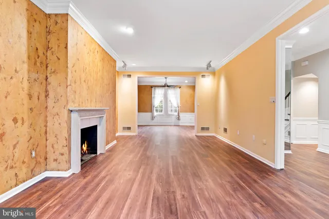 $359,900 | 48 Devonshire Square, Mechanicsburg, PA 17050