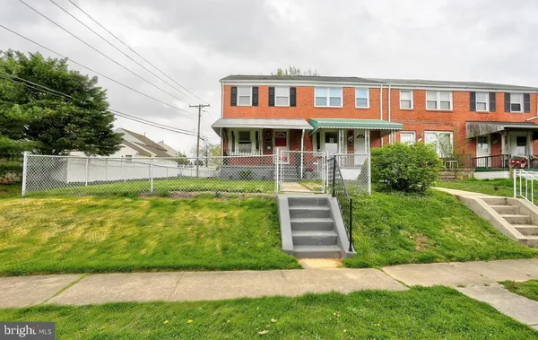 $2,250 | 1115 North Marlyn Avenue, Essex, MD 21221
