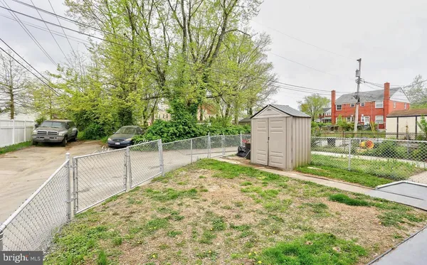 $2,250 | 1115 North Marlyn Avenue, Essex, MD 21221