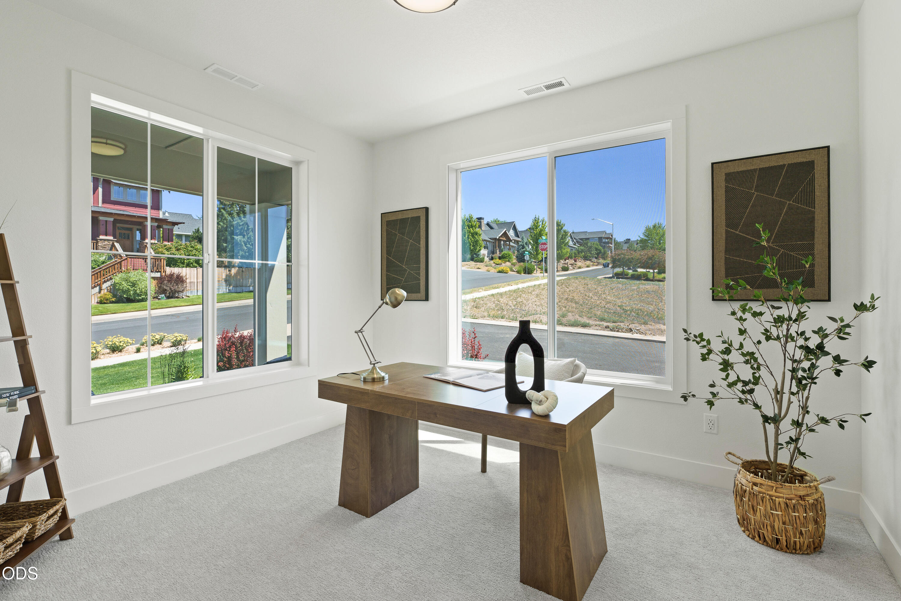 2251 Southwest 43rd Street, Unit 29 Redmond, OR 97756 - Photo 7 of 51