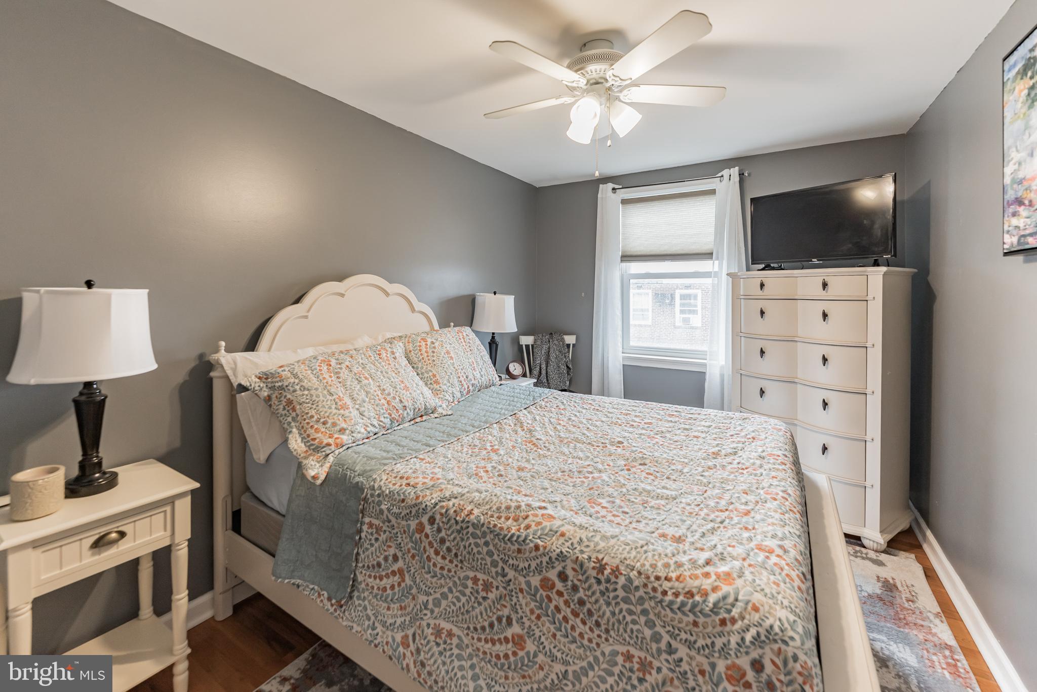 7553 Brentwood Road Philadelphia, PA 19151 - Photo 25 of 30 Middle Bedroom