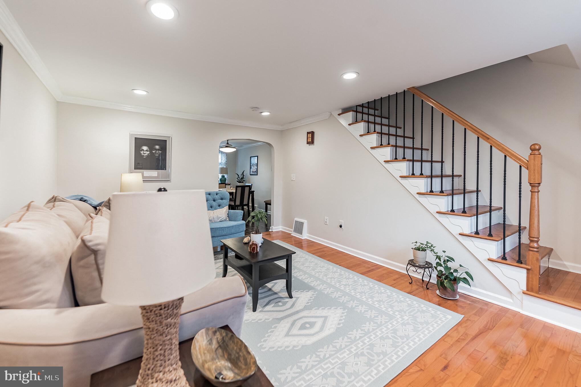 7553 Brentwood Road Philadelphia, PA 19151 - Photo 4 of 30 Stylish Living Room