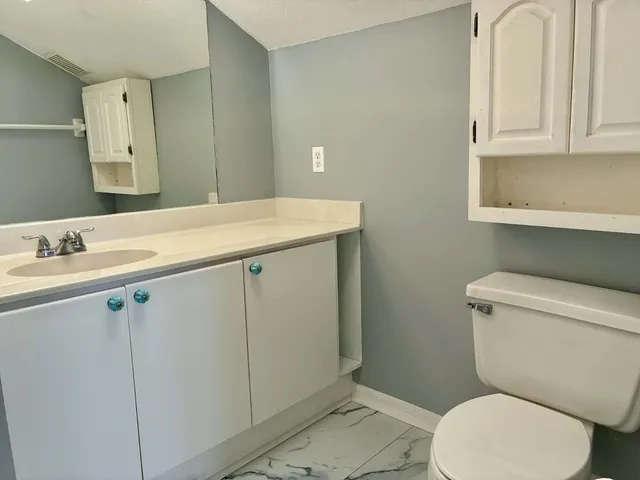 $1,900 | 1930 Westminster Circle, Unit 112, Vero Beach, FL 32966