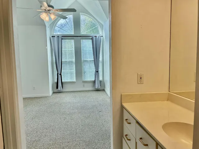 $1,900 | 1930 Westminster Circle, Unit 112, Vero Beach, FL 32966