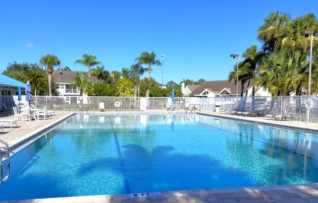 $1,900 | 1930 Westminster Circle, Unit 112, Vero Beach, FL 32966