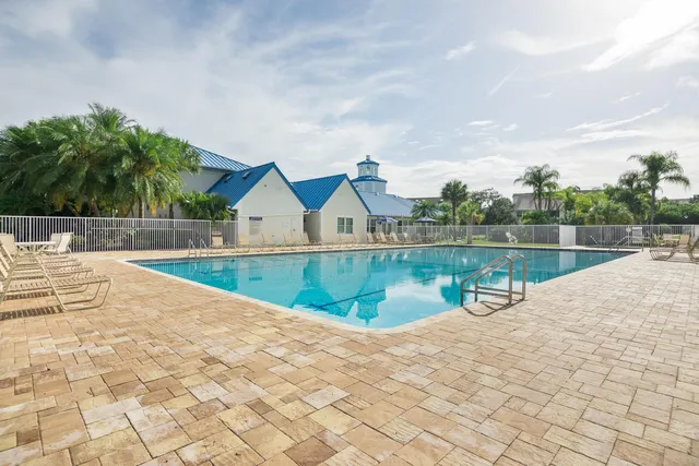 $1,900 | 1930 Westminster Circle, Unit 112, Vero Beach, FL 32966