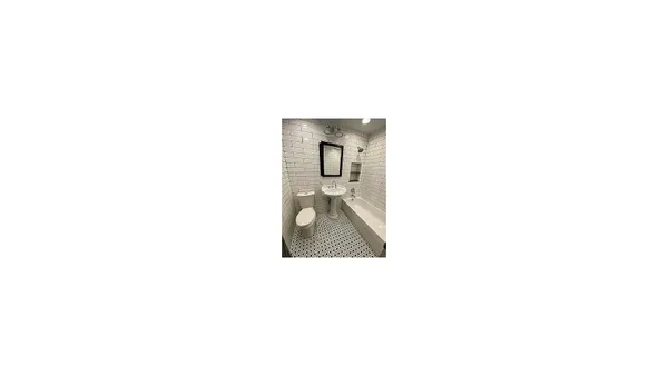 $4,250 | 29 Woodhull Street, Unit 2R | Columbia Street Waterfront