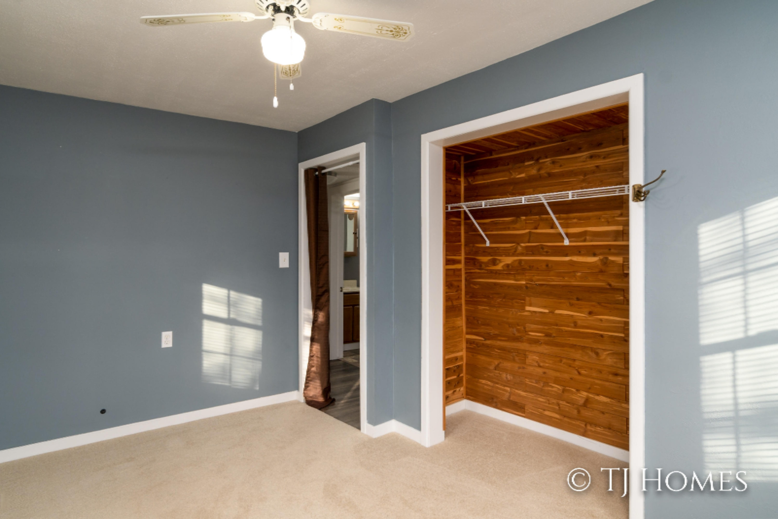 2870 East Ellis Road Muskegon, MI 49444 - Photo 12 of 20 2870 E Ellis Road Muskegon, MI -13