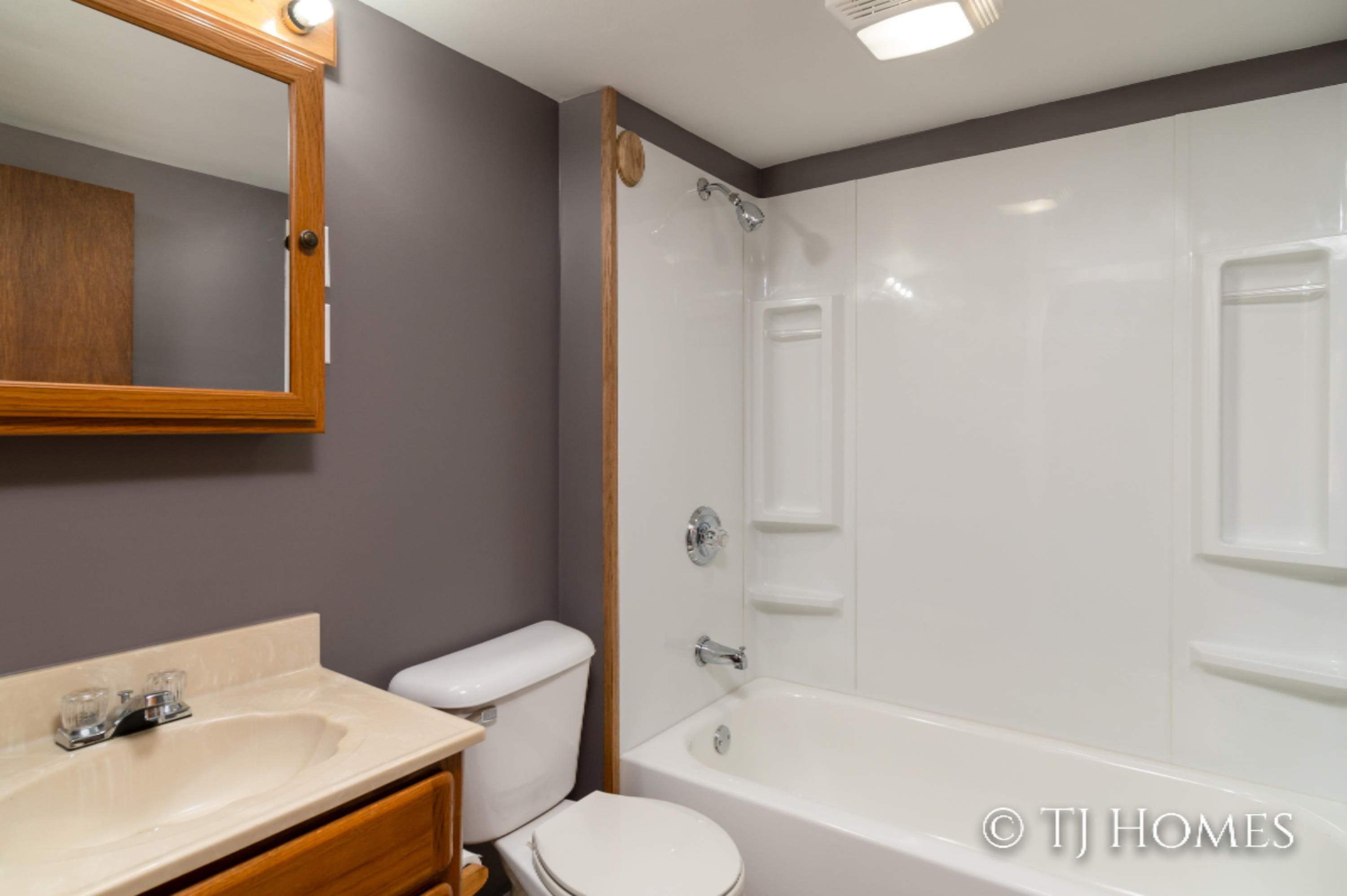 2870 East Ellis Road Muskegon, MI 49444 - Photo 6 of 20 2870 E Ellis Road Muskegon, MI -10