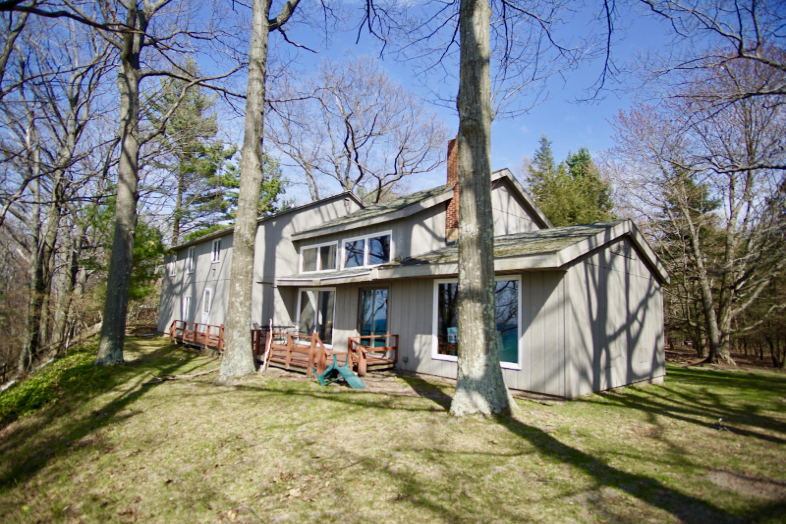 4209 North Ridge Road Mears, MI 49436 - Photo 4 of 32 fullsizeoutput_2a7c