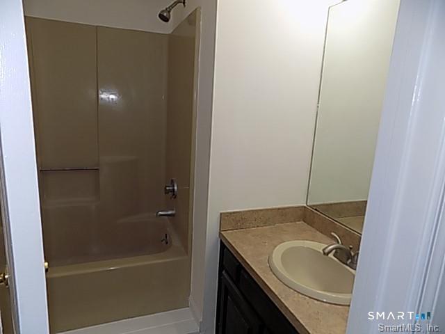 55 Mill Plain Road, Unit 334 Danbury, CT 06811 - Photo 6 of 6