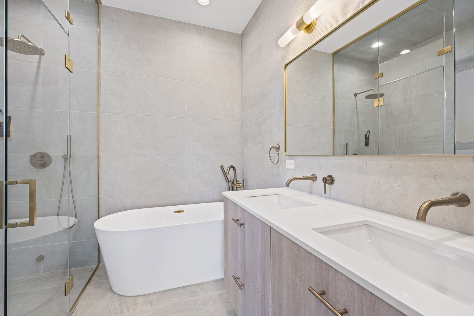 2341 West Belden Avenue, Unit 2 Chicago, IL 60647 - Photo 19 of 24