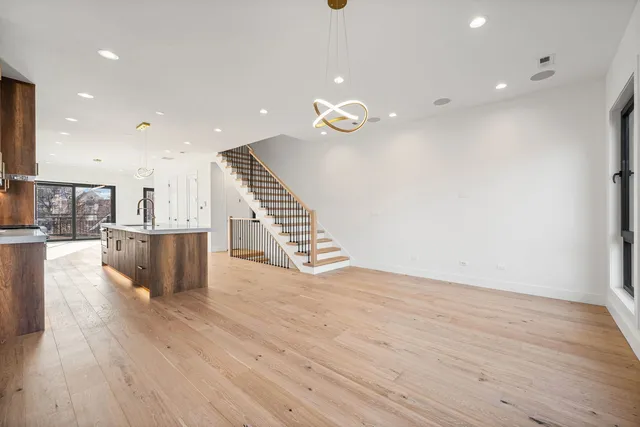 $1,199,000 | 2341 West Belden Avenue, Unit 2, Chicago, IL 60647