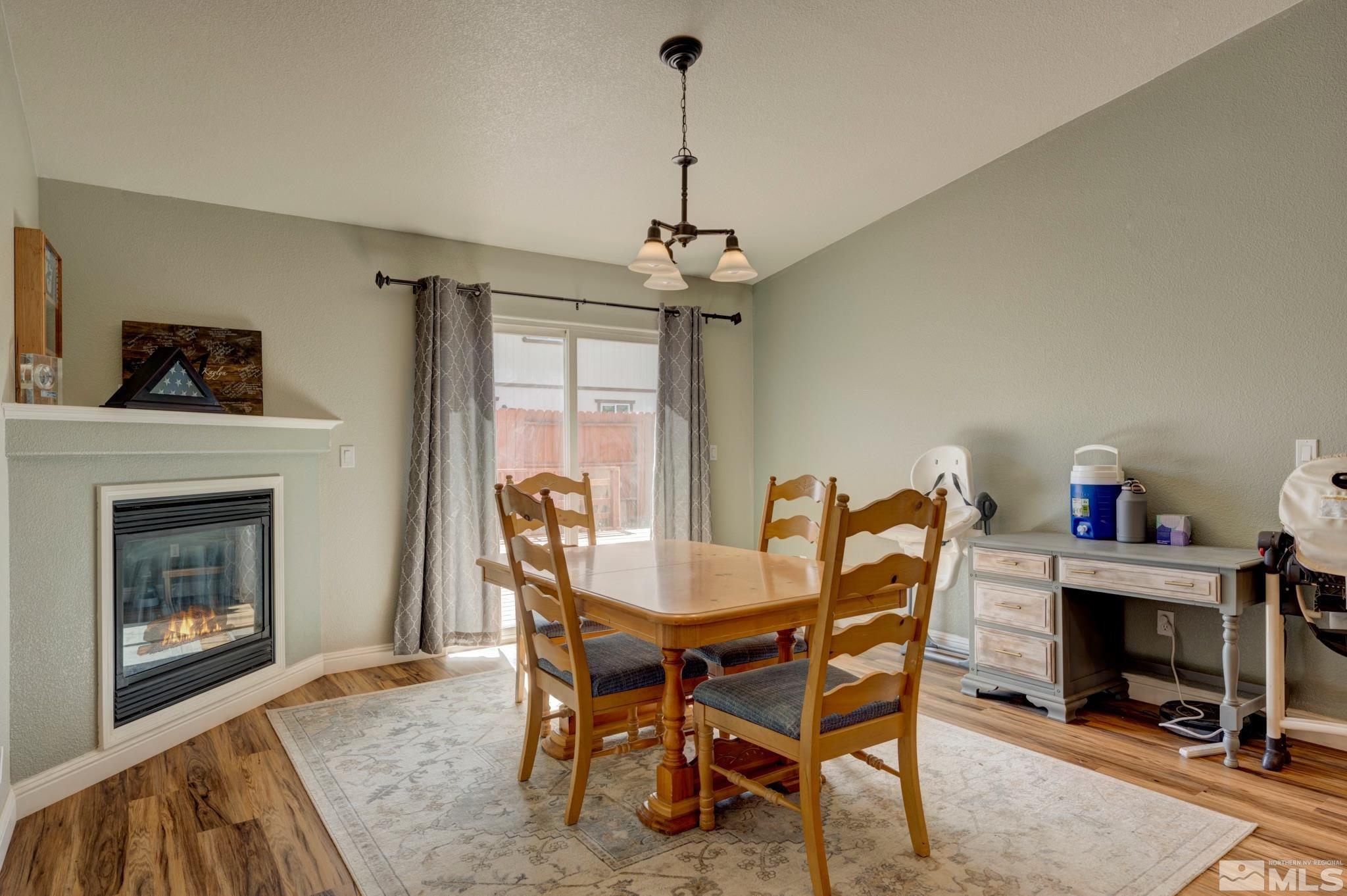 18192 Pin Oak Court Reno, NV 89508 - Photo 4 of 13 Photo 4