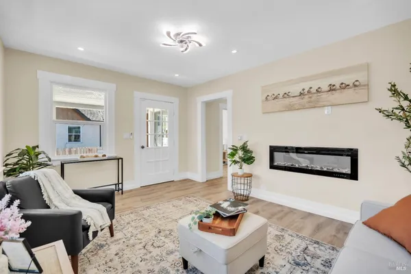 $465,000 | 107 Mayo Avenue, Vallejo, CA 94590