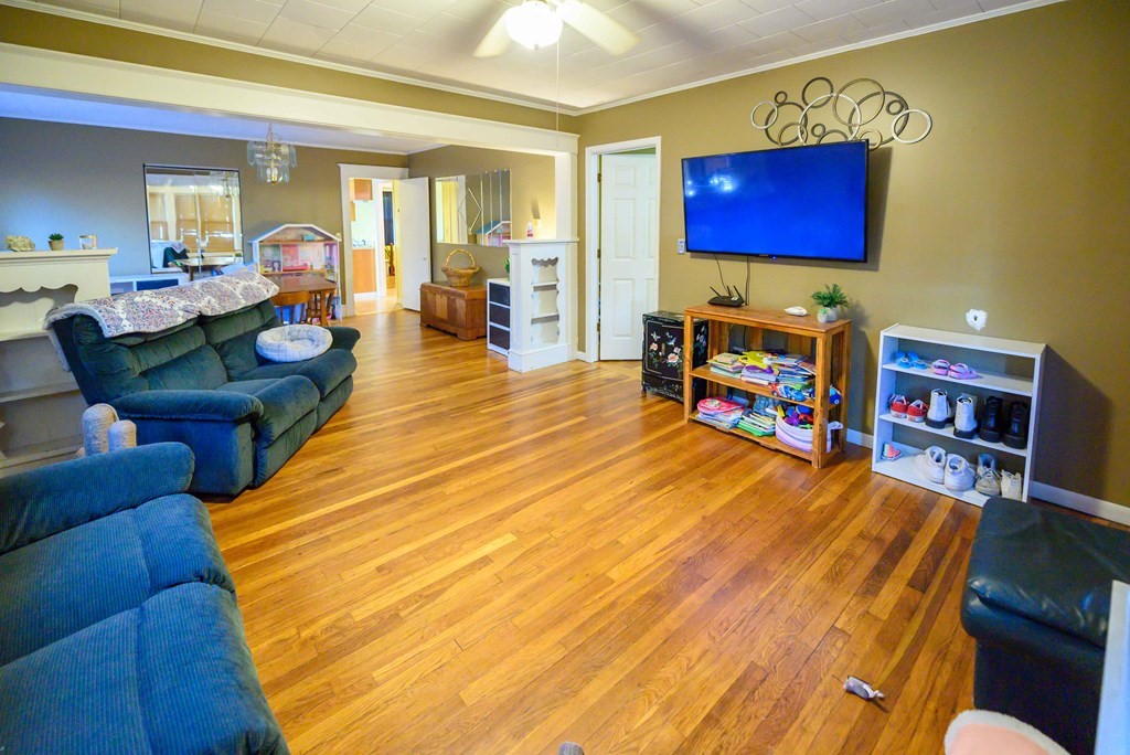 108-110 Draper Street Springfield, MA 01108 - Photo 8 of 42 Gallery Image 8