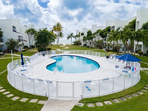 $549,000 | 601 West Ocean Drive, Unit 105D, Key Colony Beach, FL 33051