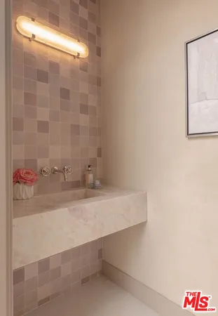 $19,950 | 4512 Sunnyslope Avenue, Sherman Oaks, CA 91423