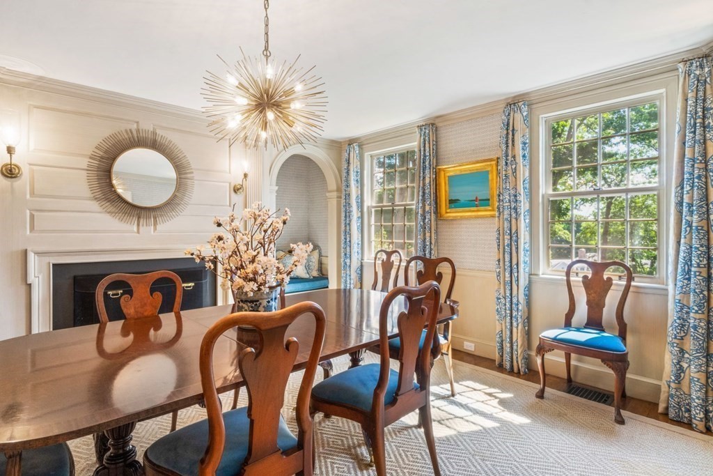62 Carisbrooke Road Wellesley, MA 02481 - Photo 14 of 32