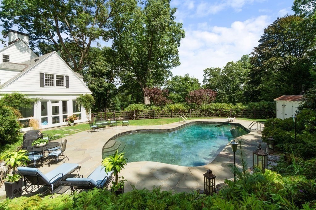 62 Carisbrooke Road Wellesley, MA 02481 - Photo 29 of 32