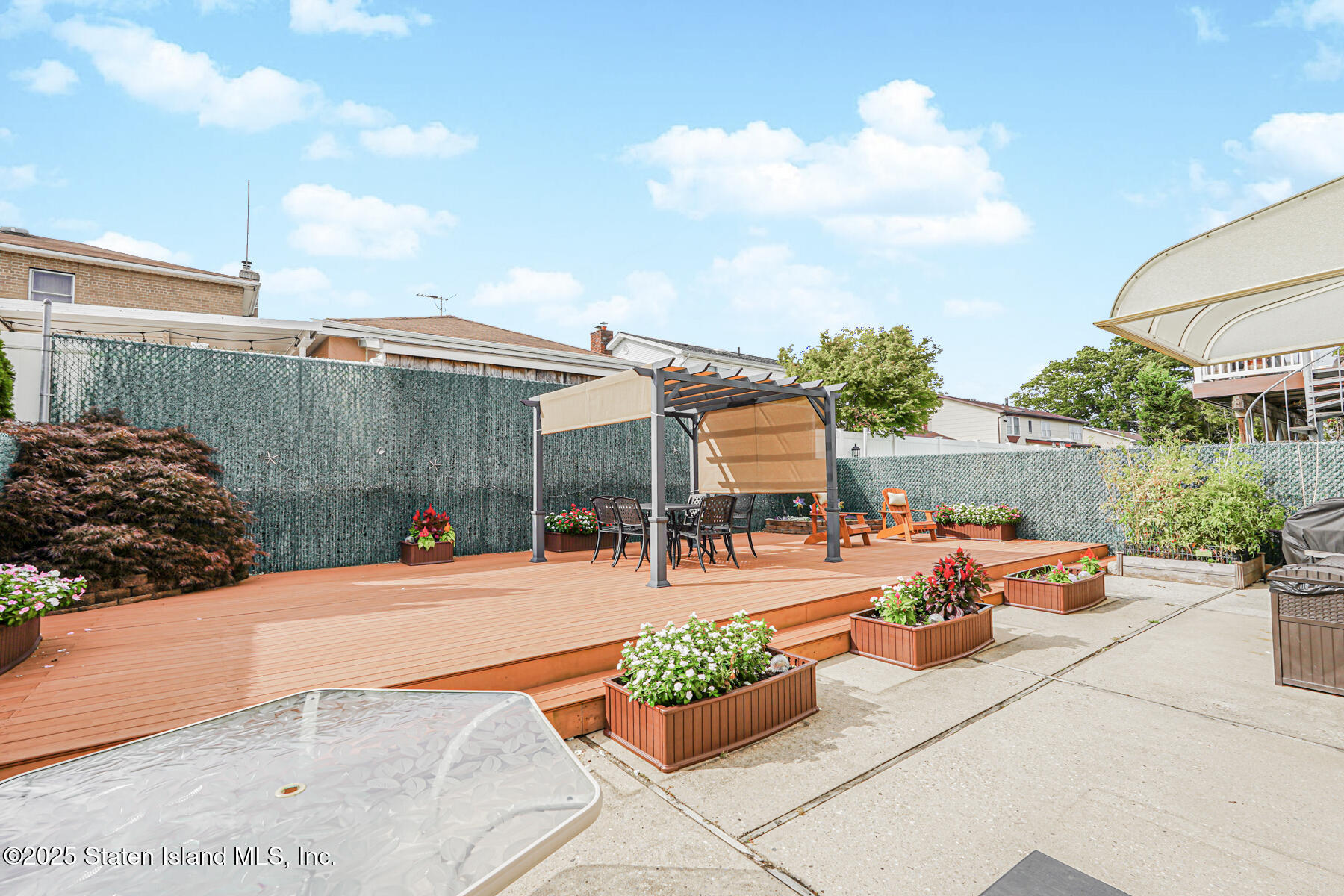 149 Rensselaer Avenue Staten Island, NY 10312 - Photo 31 of 33 a outdoor space with sitting area