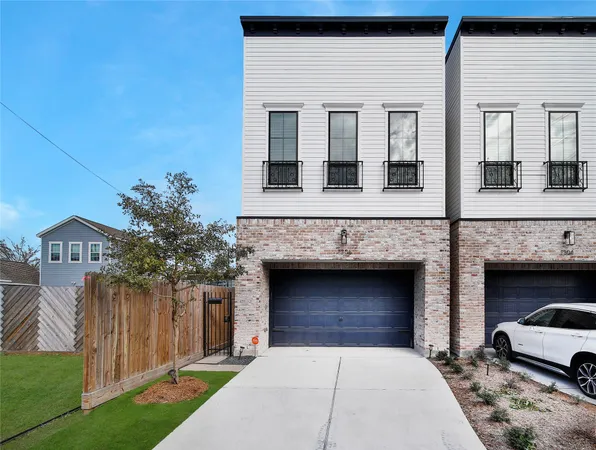$4,600 | 1306 Laird Street, Houston, TX 77008