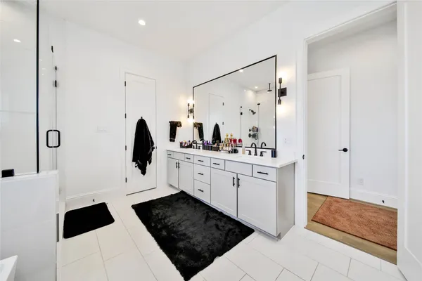 $4,600 | 1306 Laird Street, Houston, TX 77008