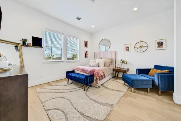 $4,600 | 1306 Laird Street, Houston, TX 77008