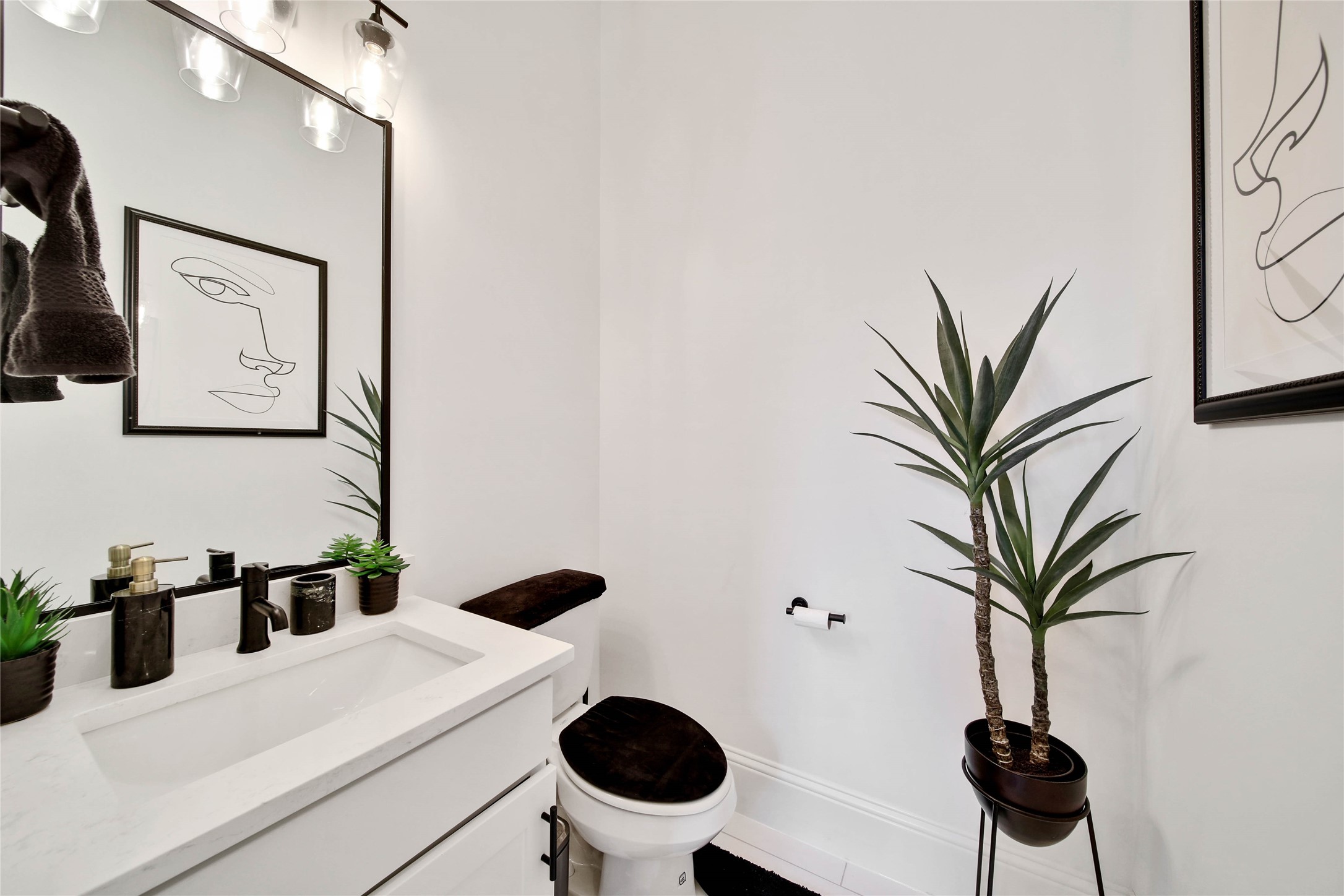 1306 Laird Street Houston, TX 77008 - Photo 4 of 22