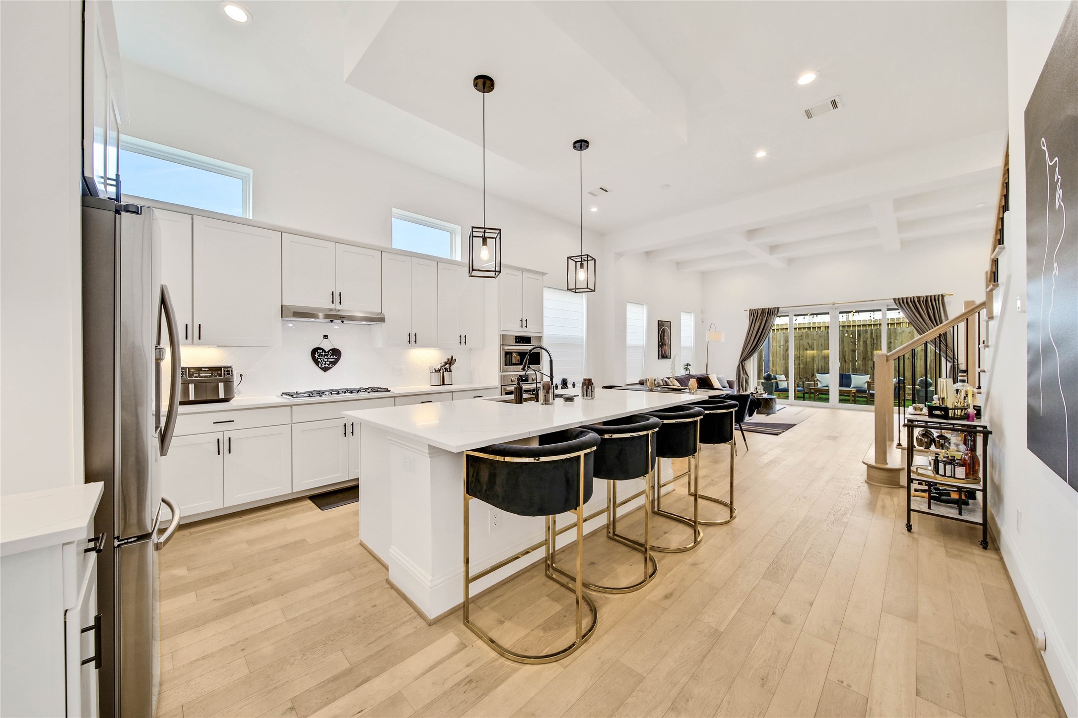 1306 Laird Street Houston, TX 77008 - Photo 5 of 22