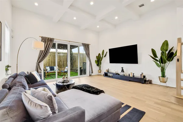 $4,600 | 1306 Laird Street, Houston, TX 77008