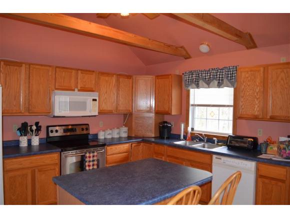 28 Hatfield Road Weare, NH 03281 - Photo 3 of 19