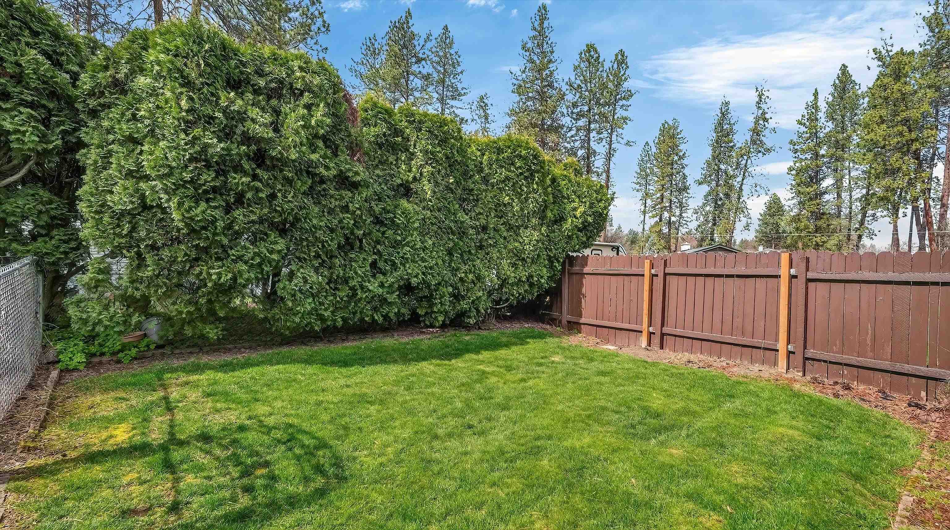 11407 North Post Street Spokane, WA 99218 - Photo 42 of 45