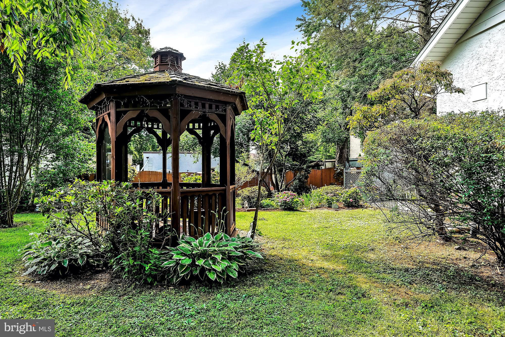 609 North Cedar Road Jenkintown, PA 19046 - Photo 29 of 30 Gazebo with Electric