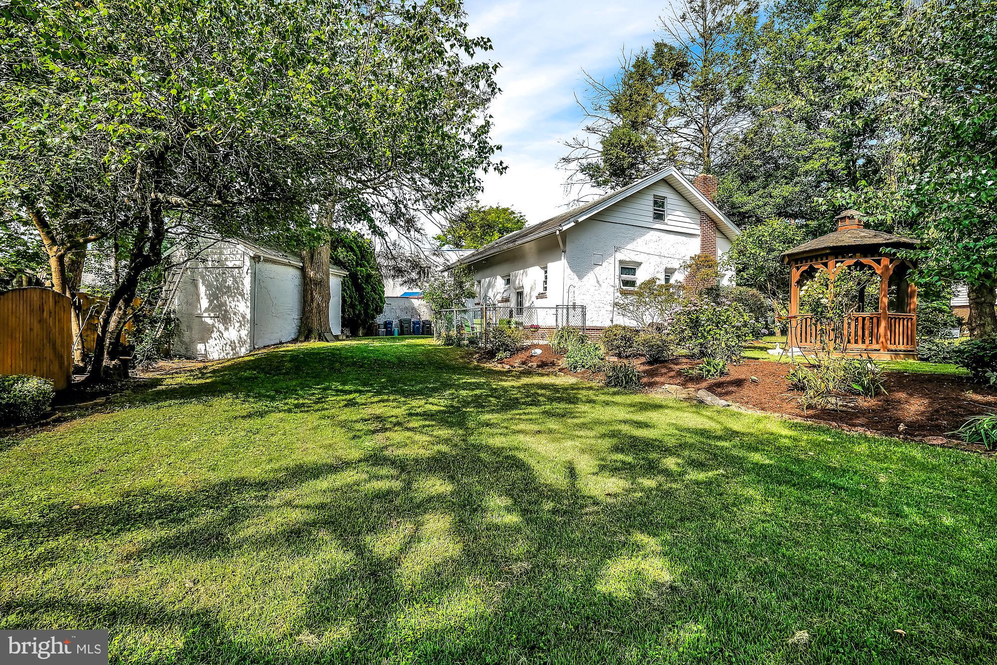 609 North Cedar Road Jenkintown, PA 19046 - Photo 30 of 30 Backyard