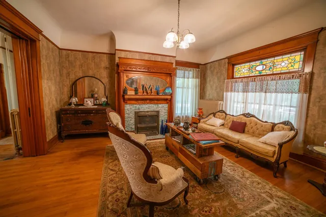 $370,000 | 316 2nd Avenue Southeast, Aitkin, MN 56431