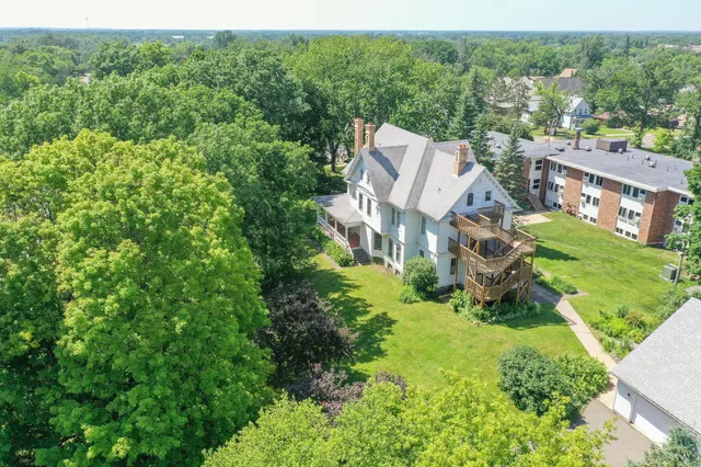 $370,000 | 316 2nd Avenue Southeast, Aitkin, MN 56431